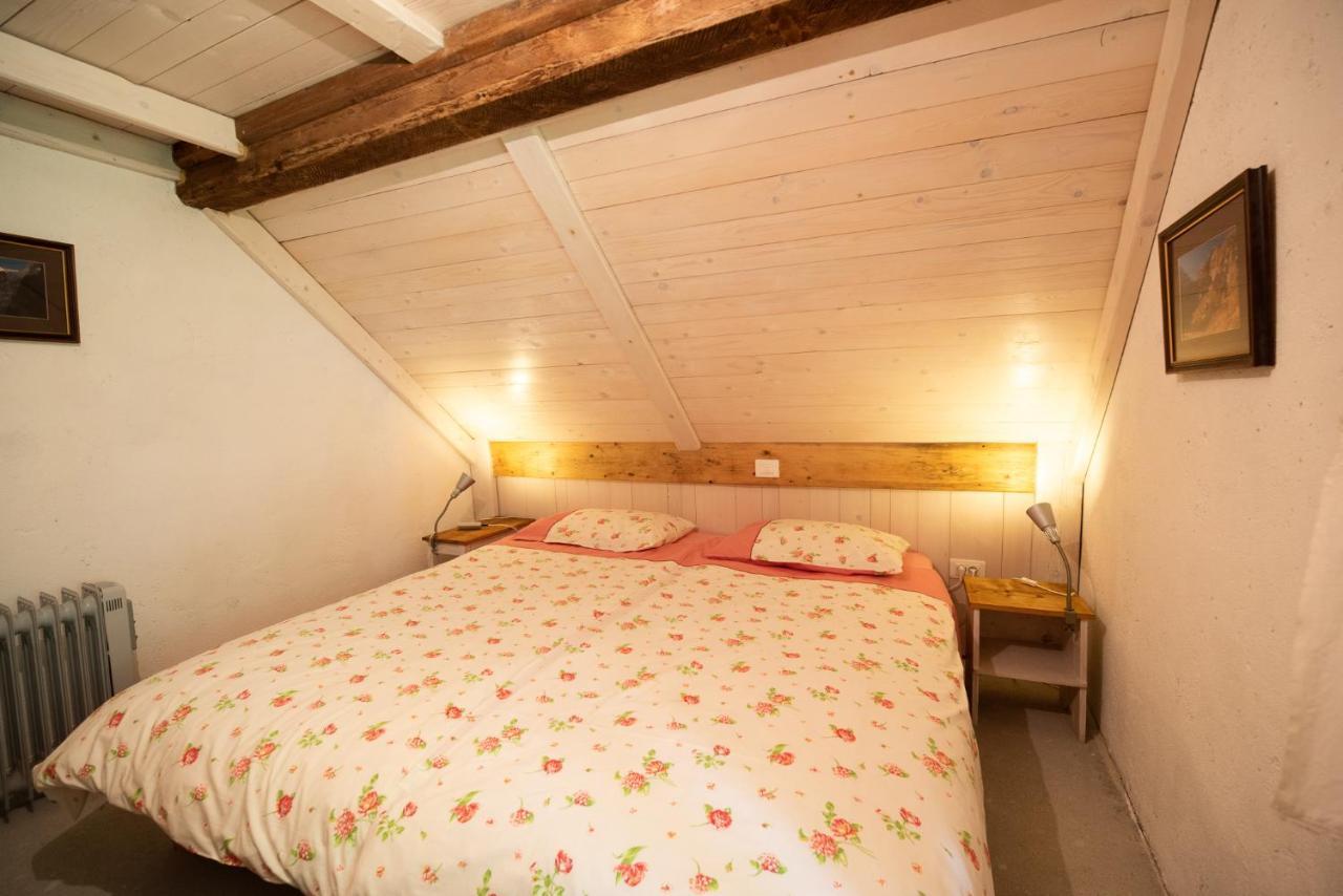 Wild Flower Cottage In Trenta Buitenkant foto